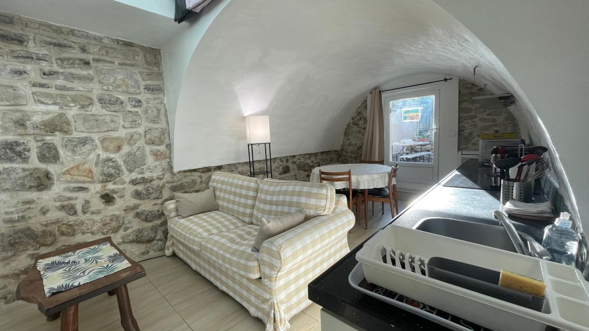 Le Doolie'S Biarritz - Panglao Garden Wifi Tv Bbq Apartman Kültér fotó